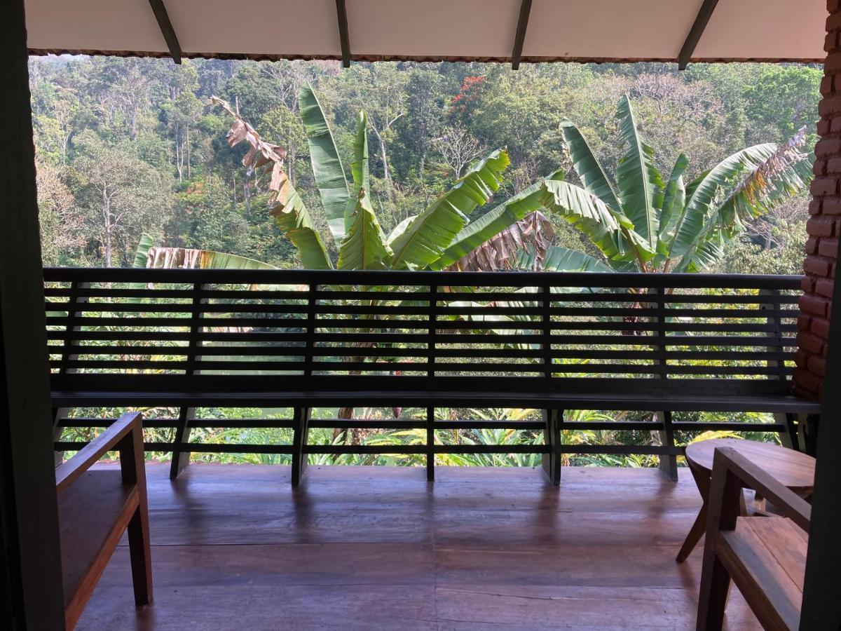 Spice Forest Plantation Homestay, Thekkady Vandiperiyār Dış mekan fotoğraf