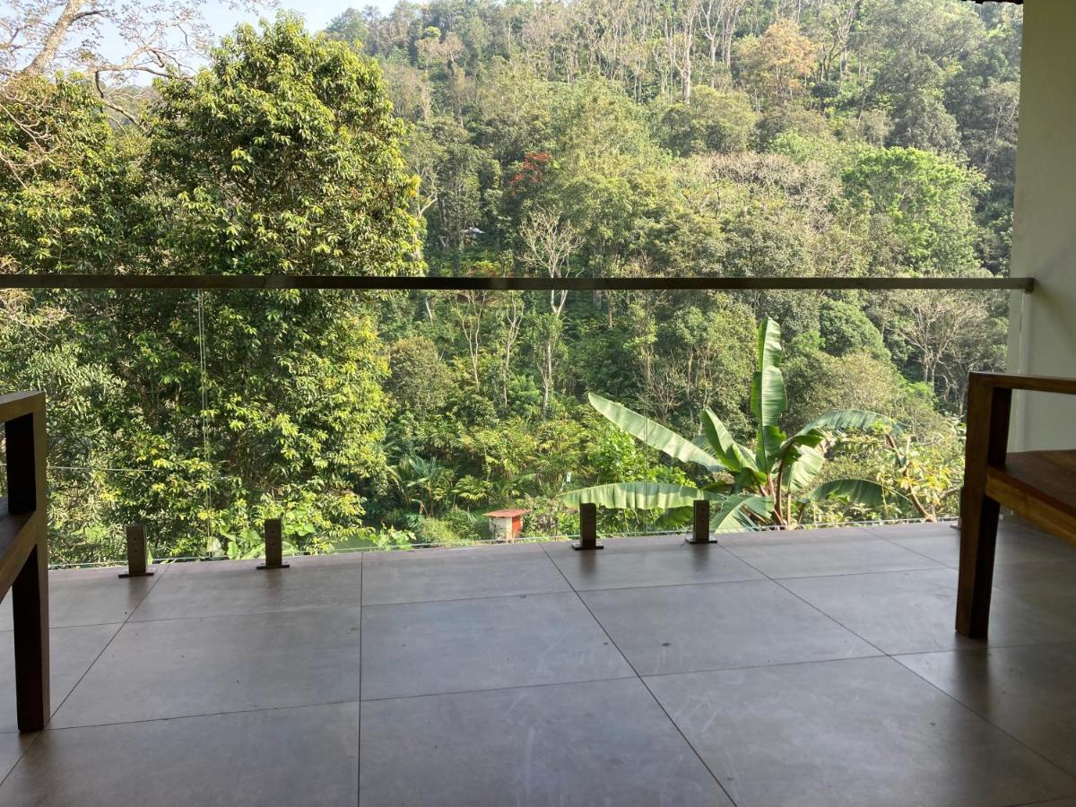 Spice Forest Plantation Homestay, Thekkady Vandiperiyār Dış mekan fotoğraf